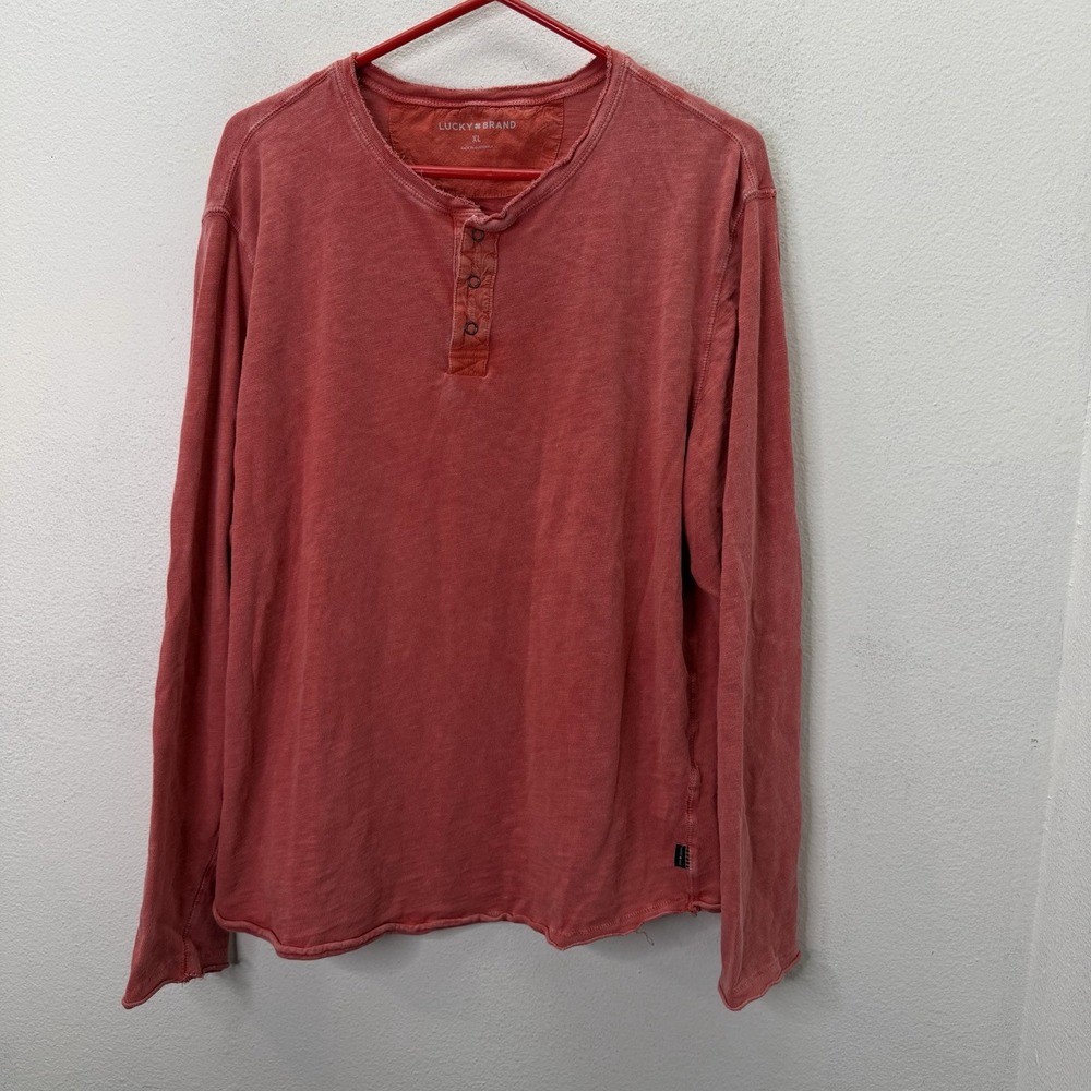 Lucky Brand Men's Red Heathered Long Sleeve Henley T-Shirt Logo Buttons XL